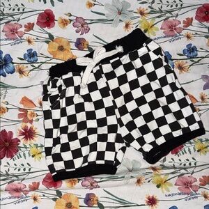 Boys/Girls Black and White Checkered Shorts